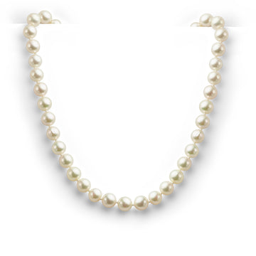 Single row of uniform cultured pearls